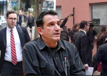 Avokati amerikan i Veliajt mbërrin në GJKKO