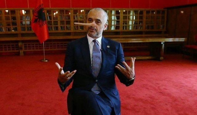 “Sa herë ta dëgjoni, kujtoni 1 Prillin”, Berisha tallet me Ramën