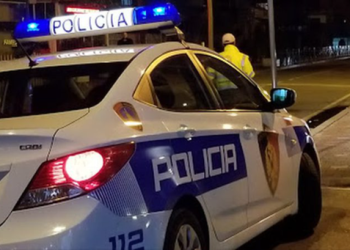 Rrihet një punonjës karburanti gjatë natës
