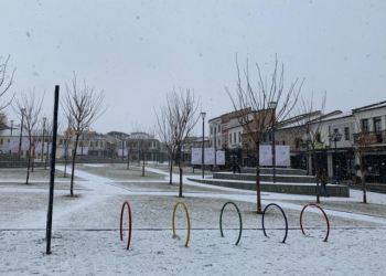 Ulje temperaturash, rikthehen reshjet e dëborës në Juglindje