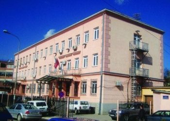 Legalizuan 3 objekte në Palasë, dërgohen në gjyq zyrtarët e ASHK-së, kryetari i fshatit dhe ndërtuesit