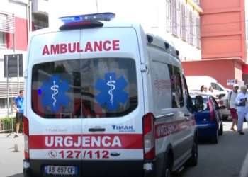 Makina përplas punonjësin e Ministrisë së Jashtme, niset në gjendje të rëndë drejt Traumës