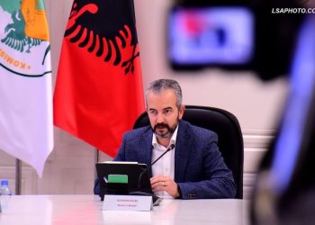 KQZ i shkel syrin ‘propagandës’ së institucioneve publike për Belinda Ballukun