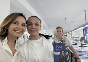Tabaku me gratë në fasoneri: Do jem zëri juaj për më shumë të ardhura dhe më pak taksa