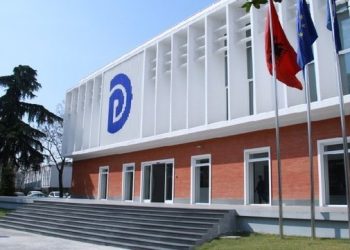 SPAK nisi verifikimet për kontratën e lobimit, reagon PD: Jemi transparentë, është nënshkruar në përputhje të plotë me ligjet