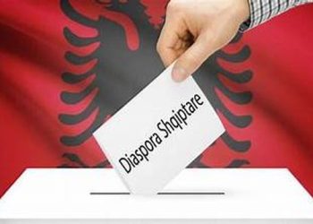 Mbërrijnë mbi 80.000 zarfe me vota nga emigrantët në KQZ