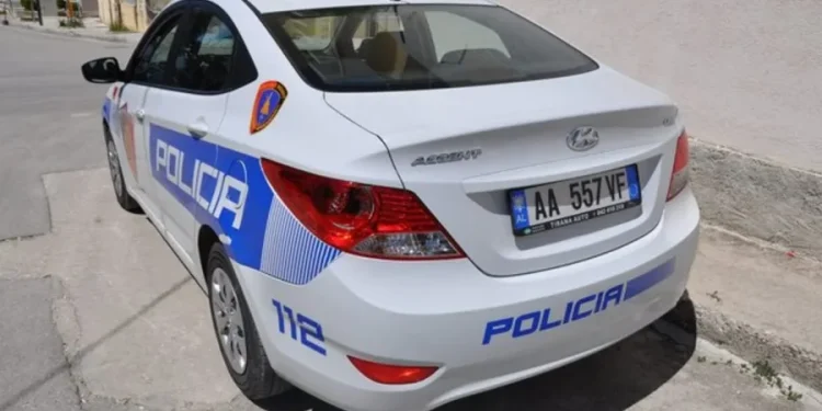 Tentoi të grabiste me dhunë tre italiane, arrestohet i riu në Durrës