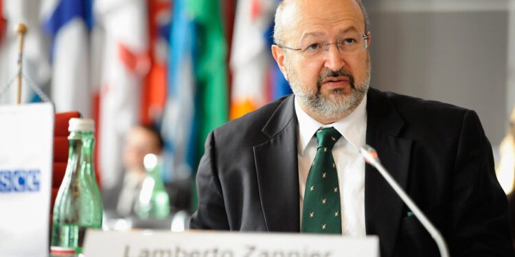 Zgjedhjet e 11 Majit/ Kreu i misionit vëzhgues së OSBE/ODIHR mbërrin në Tiranë