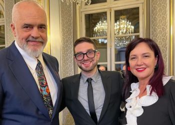 Familja Soros sulmohet edhe nga të vetët: Skandali që trondit Amerikën, fundos Edi Ramën në Shqipëri