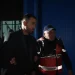 Me pranga në duar, momenti i shoqërimit te Jozit nga policia pasi goditi Gjestin