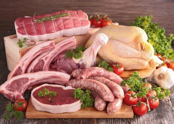 Skandali i salmonelës, ish-ministri: Mishi vazhdon të shitet në markete
