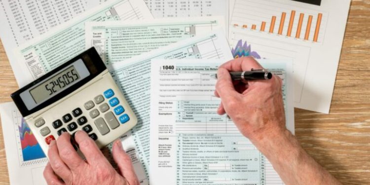 Sot afati i fundit/ 144 mijë individë do të deklarojnë të ardhurat, 70 mijë prej tyre rishtaz