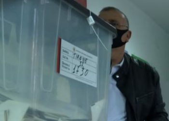 Numërohet kutia e parë në Tiranë, PD kryeson në Njësinë 2 me 123 vota, PS 91 vota
