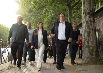 Jupi ndan fotot krah Neritan Vladit: Ne nuk u përkulëm, jemi më të fortë se kurrë