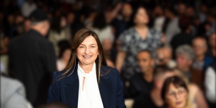 Jupi falenderon ndjekësit: Ju dua 5.4 milionë sy që më shoqëruat këtë muaj