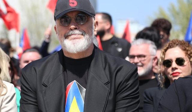 Dëmi moral i premtimeve, një flluskë elektorale