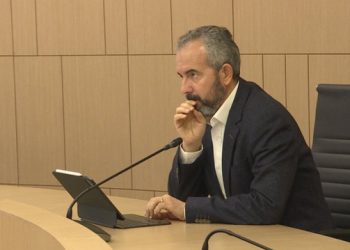 Kërkesa e PS për shtyrjen e orarit të votimit në Vlorë, dështon mbledhja e KQZ