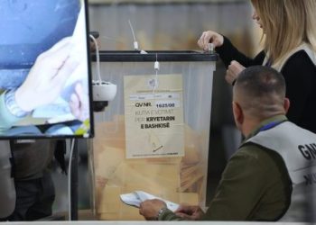 Numërohet kutia e parë e votimit në Vorë, PD udhëheq në Domje