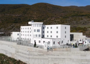 Edhe në burgun e grave votohet PS-ja