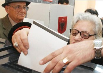 48% e votuesve jetojnë jashtë; Fati i zgjedhjeve ishte në dorë të pensionistëve