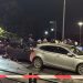 Përplasen 4 makina në Tiranë, pas aksidentit drejtuesit përleshen me leva