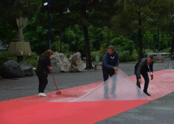 Zgjedhjet e 11 majit, KQZ bën bilancet paraprake: Brenda vendit kanë votuar mbi 1.4 mln shqiptarë, nga jashtë mbi 196 mijë