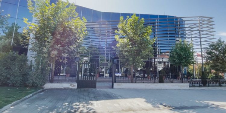 Vranë shqiptarin në Greqi, prokuroria e Korçës çon në gjyq dy autorët