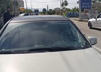 EMRI/ Aksident në Divjakë, humb jetën një person, arrestohet 18-vjeçari