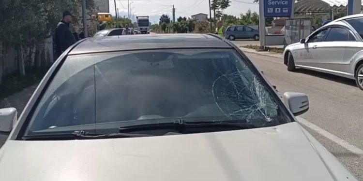EMRI/ Aksident në Divjakë, humb jetën një person, arrestohet 18-vjeçari