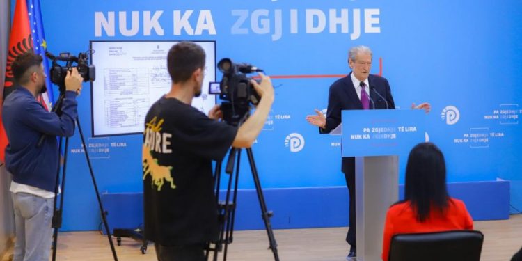 Berisha: Kemi në dorë laptopin e patronazhistëve, aty zbulohet veprimtaria e tyre kriminale