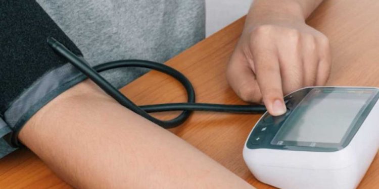 ISHP: 39,1% e shqiptarëve vuajnë nga hipertensioni