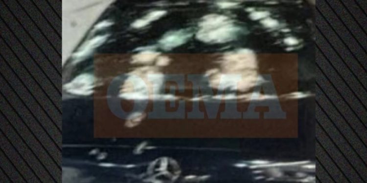 Sulmohet me breshëri kallashnikovi një automjet i blinduar në Greqi, shpëton shoferi