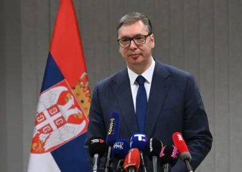 Vuçiç ndërpret vizitën në SHBA, shtrohet në spital në Serbi