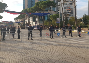 Jo vetëm të Shtunën, rrugët në Tiranë do të bllokohen edhe sot e nesër – Njoftimet