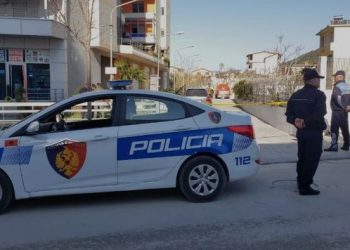 Të shtëna me armë në Kavajë, qëllohet drejt një çifti bashkëshortësh