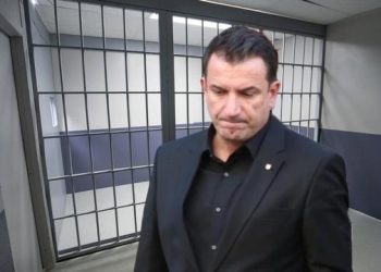 “Është një mizë përballë meje”, kë po sulmon Veliaj nga Tik-Toku i ndaluar nga Rama
