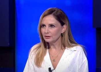 Tabaku rendit pasojat ekonomike pas procesit zgjedhor: Si po ndikon rënia e menjëhershme e euros