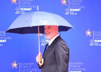 Draft-raportet nga Brukseli ekspozojnë ‘fasadën e qeverisë’ ndaj integrimit