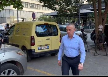 Arjan Ndoja dëshmon në SPAK për atentatin e 2019-ës: Qëlluan nga dy armë, dola nga makina dhe humba ndjenjat