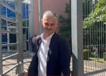Edhe pse nën hetim nga SPAK, Gjyli i jep pa garë 1,7 mld Robert Zykës