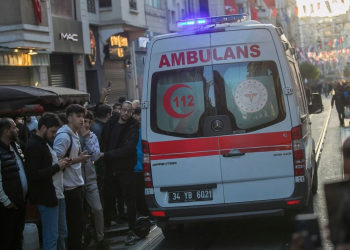 Tërmeti tmerron edhe Turqinë, humb jetën një 14-vjeçare pas atakut të panikut, 69 persona hidhen nga lartësia!