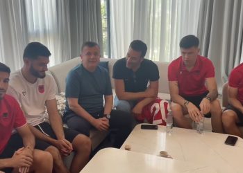 Taulant Balla mesazh për Kombëtaren para ndeshjes Shqipëri–Serbi: “Me za, me shpirt e zemër, sot, nesër e përherë!”