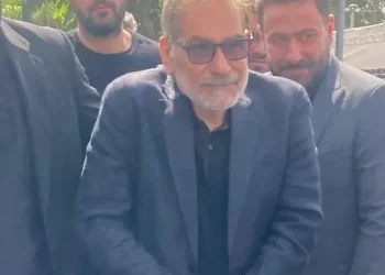 Irani dhe Izraeli raportuan vdekjen e tij, zyrtari i lartë iranian shfaqet me bastun: U luta ndërsa isha në rrënoja