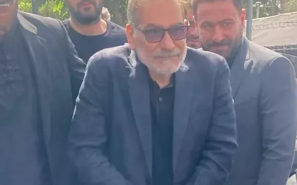 Irani dhe Izraeli raportuan vdekjen e tij, zyrtari i lartë iranian shfaqet me bastun: U luta ndërsa isha në rrënoja