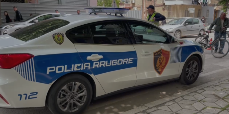Lezhë/ Policia vendos 3165 masa administrative, pranga 19 drejtuesve të mjeteve