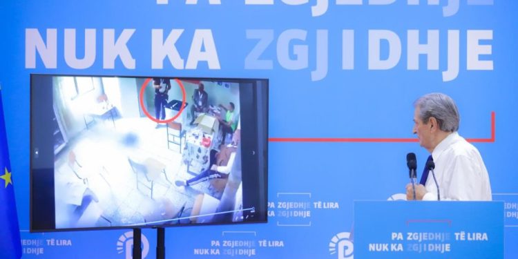 Berisha nxjerr pamjet e reja nga “farsa e 11 majit”: Shqiptarët do ngrihen për të mbrojtur të drejtat e tyre themelore
