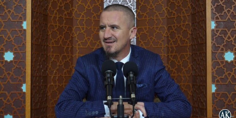 Imami Ahmed Kalaja rrezikon deri në 3 vite burgim, akuzohet për pengim të drejtësisë