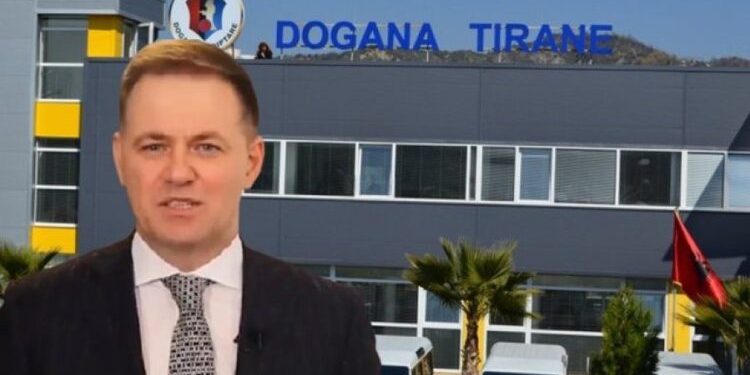 Kontrabanda në Dogana nuk ndalet! Çfarë duhet më shumë për ti vënë prangat Gent Gazhelit?!