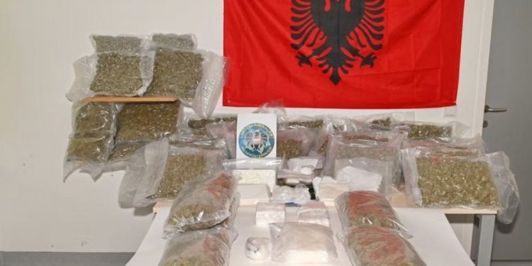 Goditet banda shqiptare e kokainës në Gjermani, dajë e nip ‘kokat’ e grupit