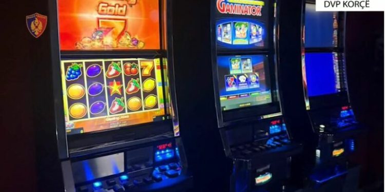  “Slot Machine”/ Goditet një rast i ushtrimit të paligjshëm të veprimtarisë së lojërave të fatit, arrestohen 2 persona